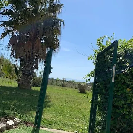 Bel T3 Avec Jardin Malibu Village Apartment