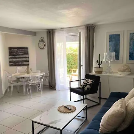 Bel T3 Avec Jardin Malibu Village Apartman