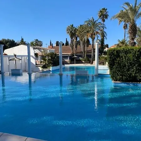Bel T3 Avec Jardin Malibu Village Apartment